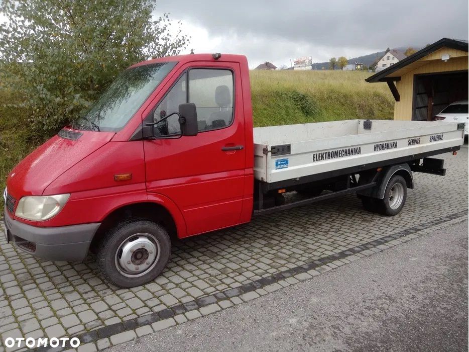 Mercedes-Benz Sprinter - 1