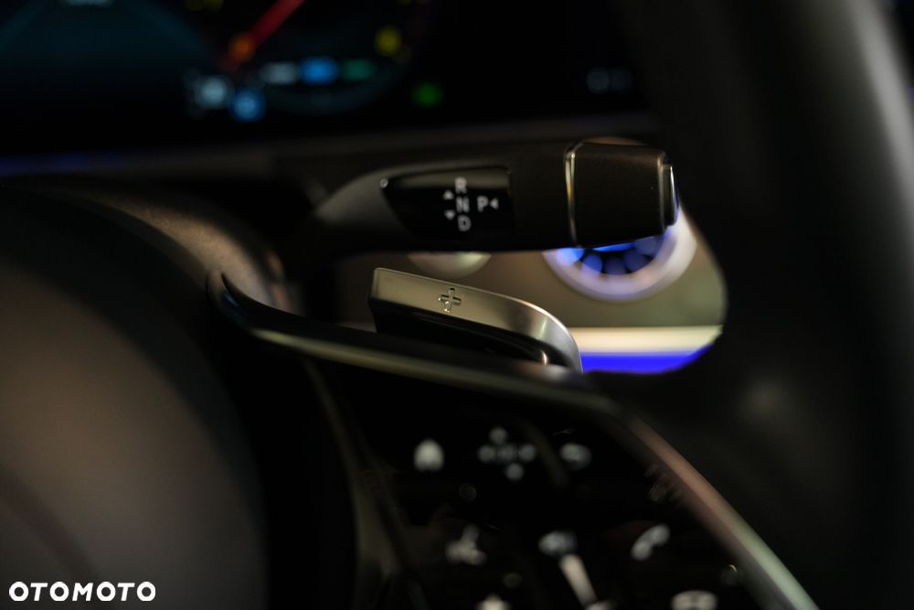 Mercedes-Benz Klasa E 200 9G-TRONIC - 18