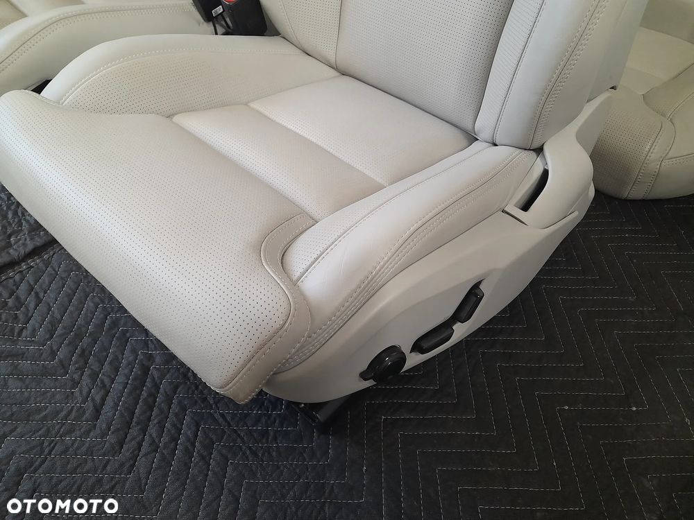 Fotele kanapa boczki komplet Volvo xc60 II inscription 2019R uk - 6