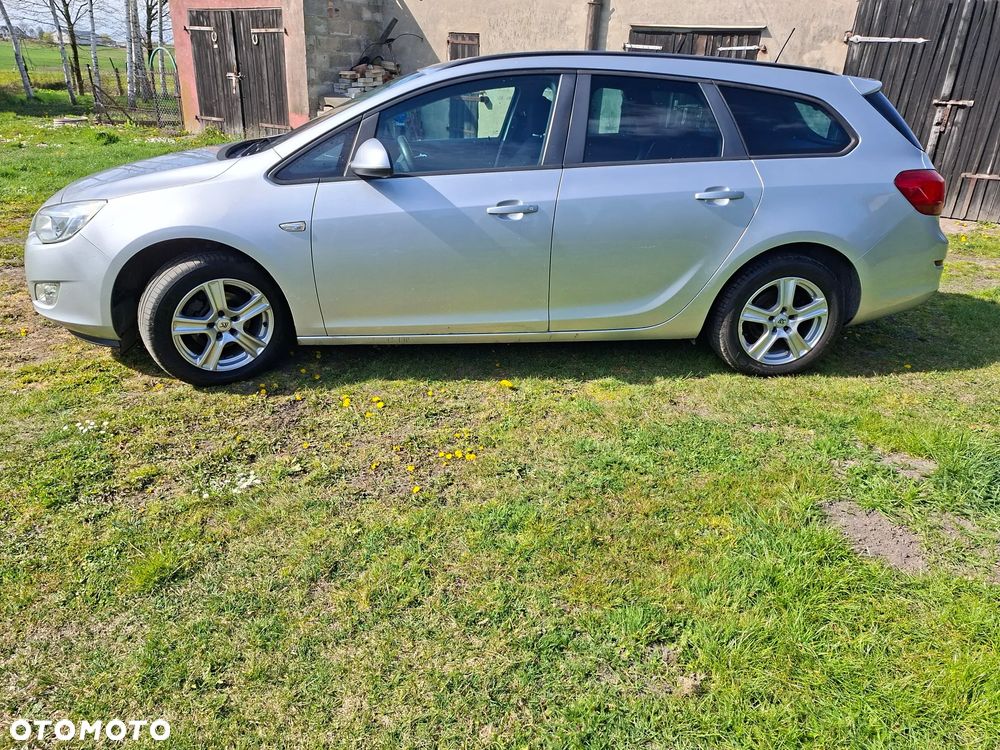 Opel Astra 1.4 T Sport - 2