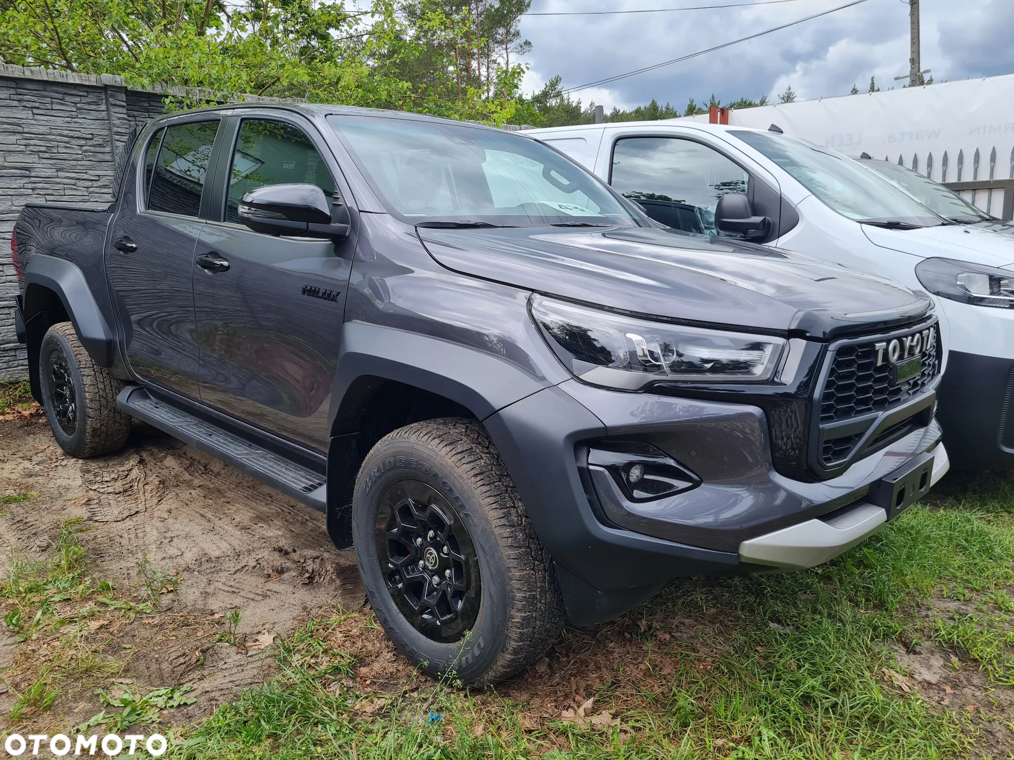 Toyota Hilux 2.8 D-4D Double Cab GR Sport II 4x4 - 8