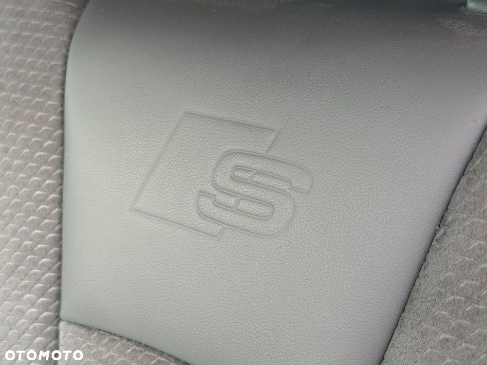 Audi A3 Sportback - 12