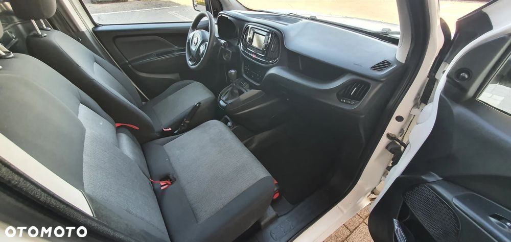 Fiat Doblo - 19