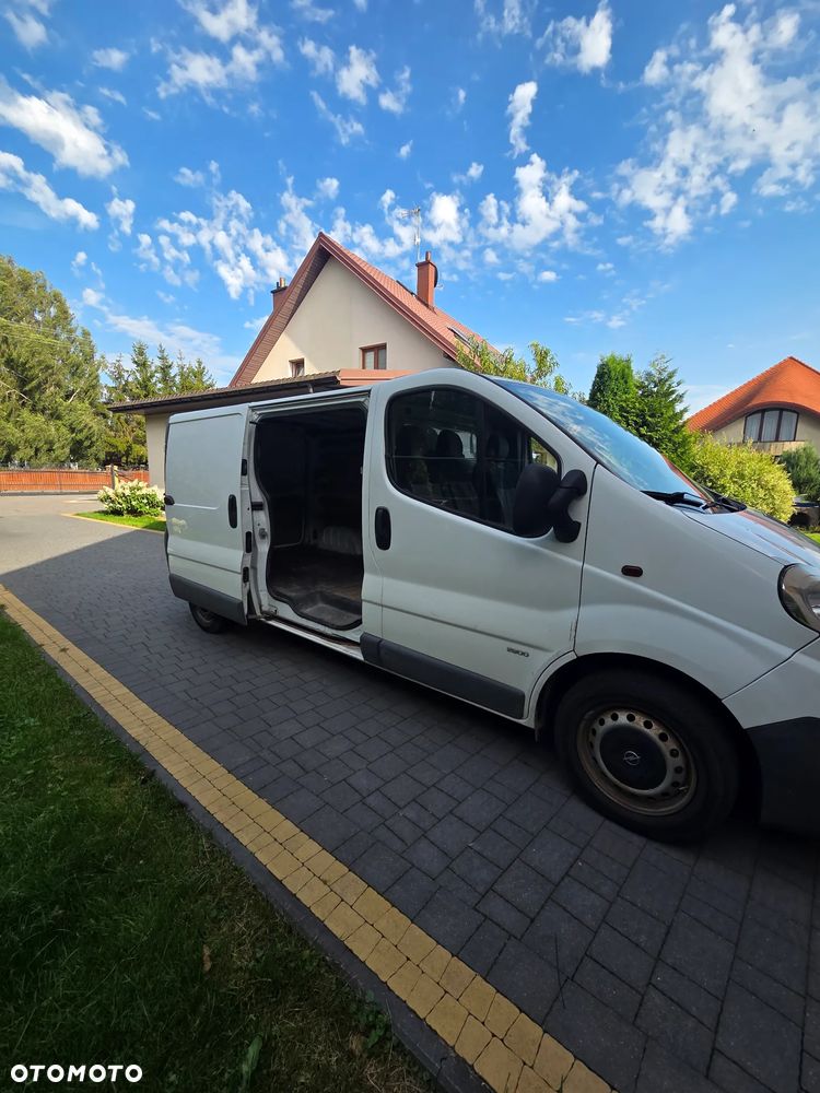 Opel Vivaro - 6