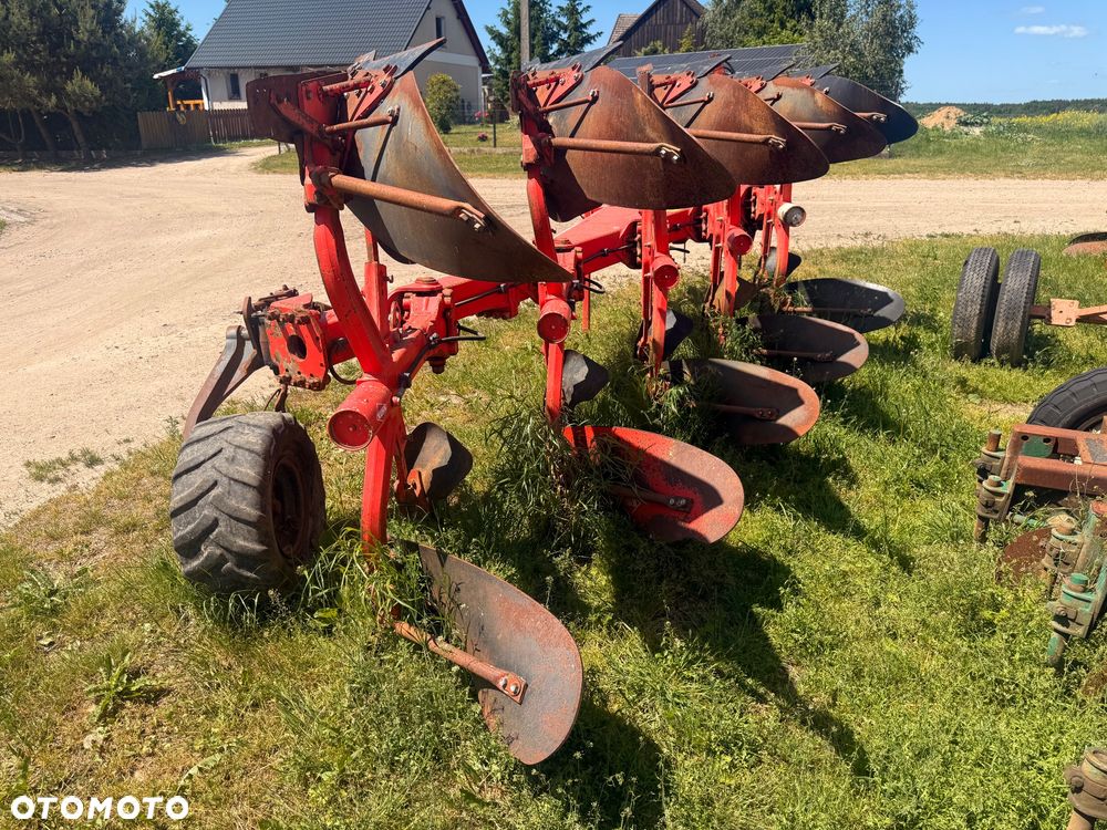Kuhn pług 6 skibowy obrotowy Kuhn 5 + 1 vari master 182 - 2