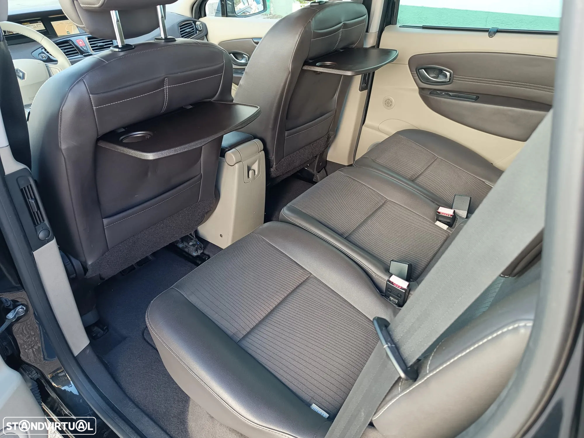 Renault Scénic 1.5 dCi Dynamique S - 12
