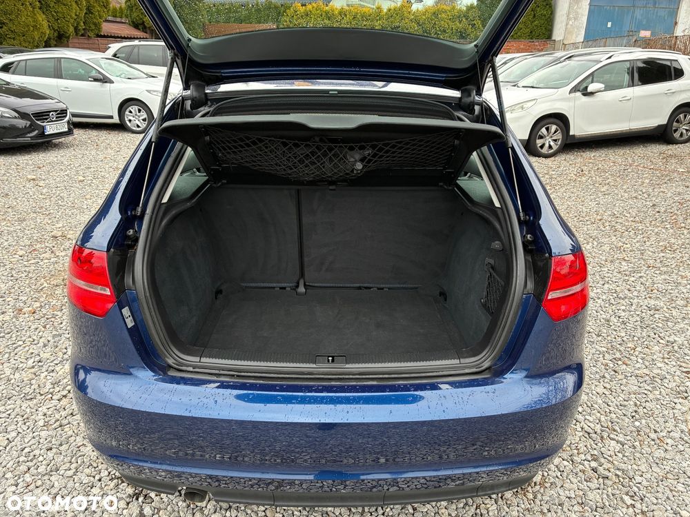 Audi A3 Sportback - 11