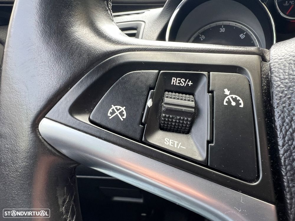 Opel Insignia 2.0 CDTI Cosmo S/S - 37