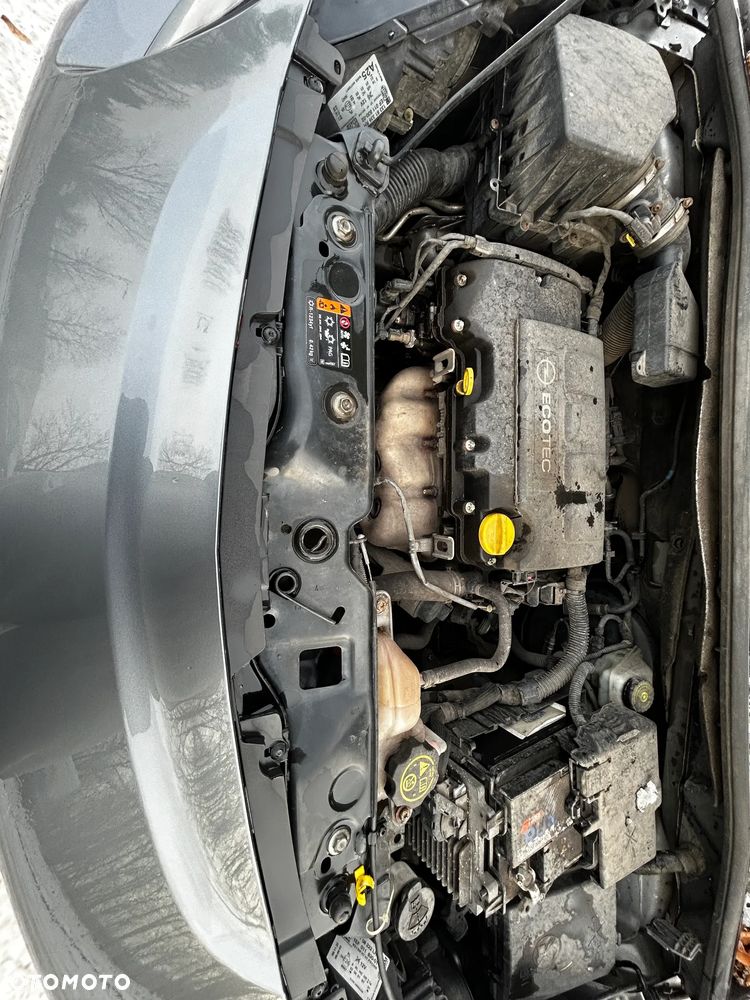 Opel Corsa 1.4 Enjoy - 13