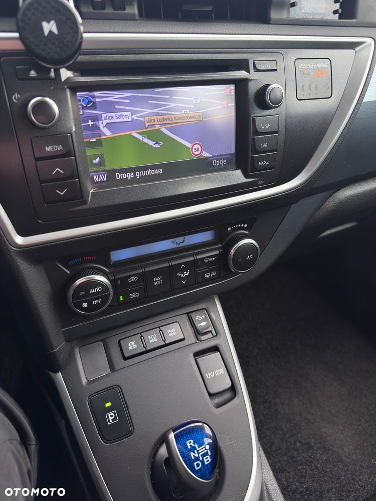 Toyota Auris - 9