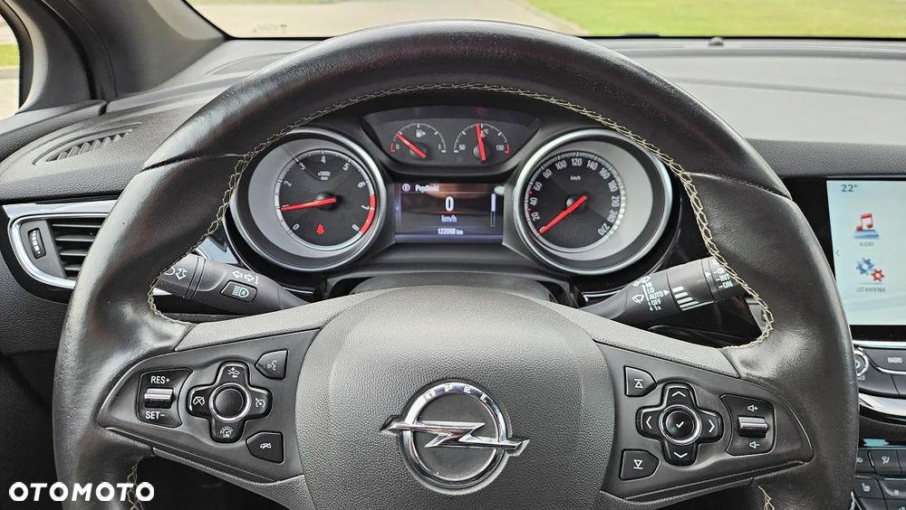 Opel Astra 1.4 Turbo Innovation - 17