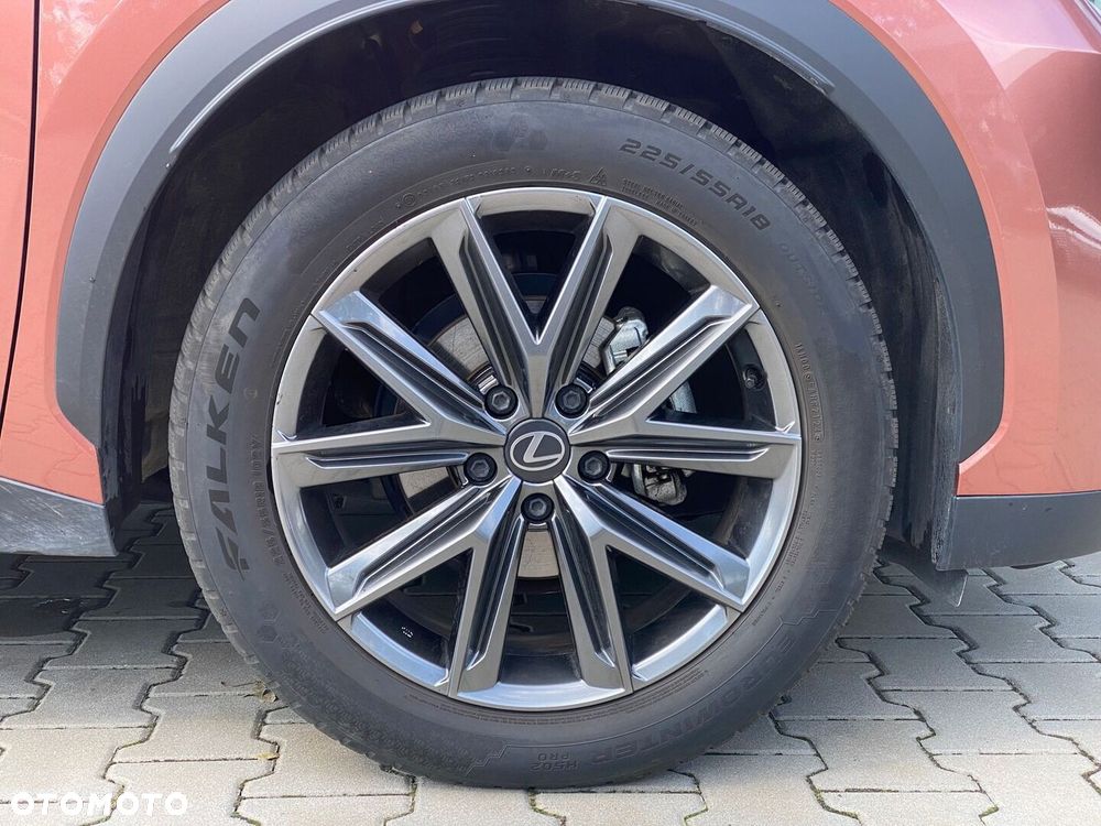 Lexus LBX 1.5 Hybrid Elegant - 35