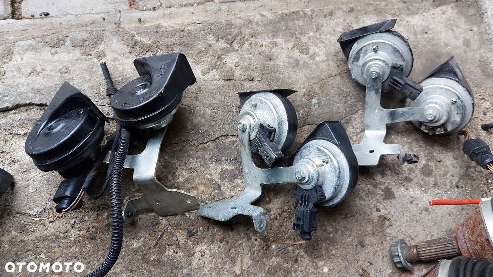 Seat Leon III 5F KLAKSON klaksony SYGNAŁ Mocowanie 5f0951182 5F0951206Q - 2