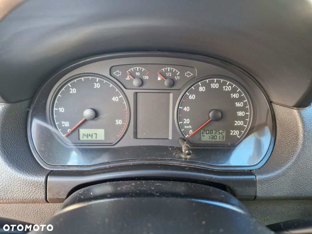 Volkswagen Polo - 15