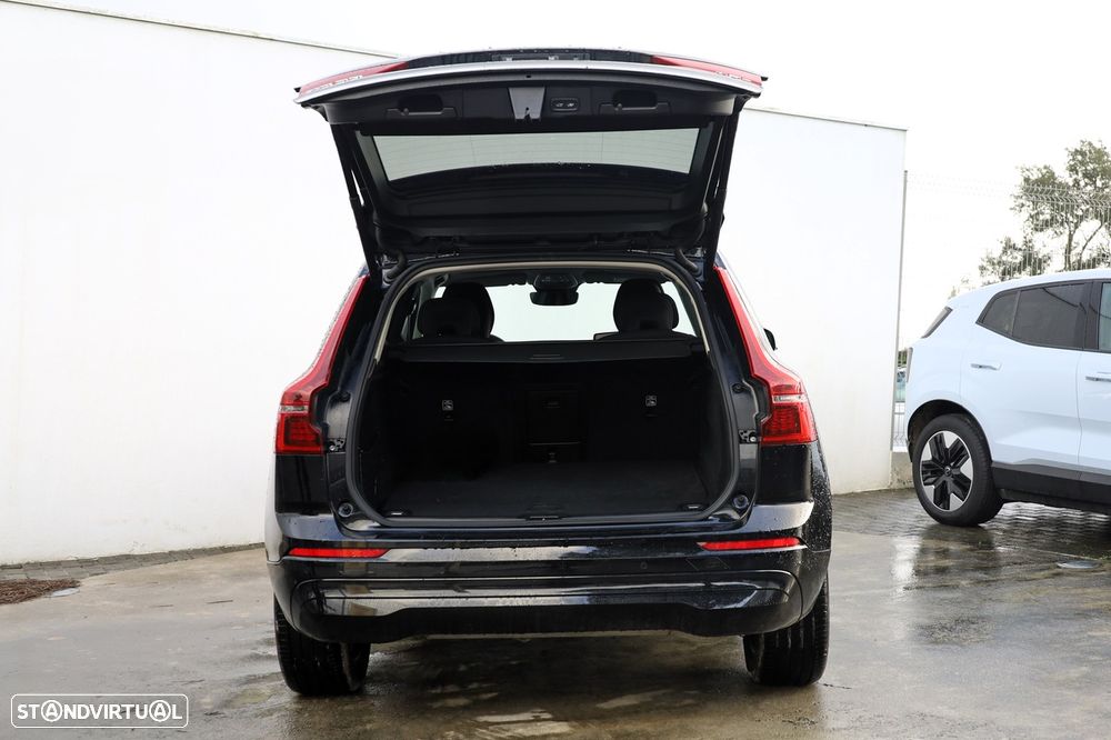 Volvo XC 60 2.0 T6 PHEV Core AWD - 4