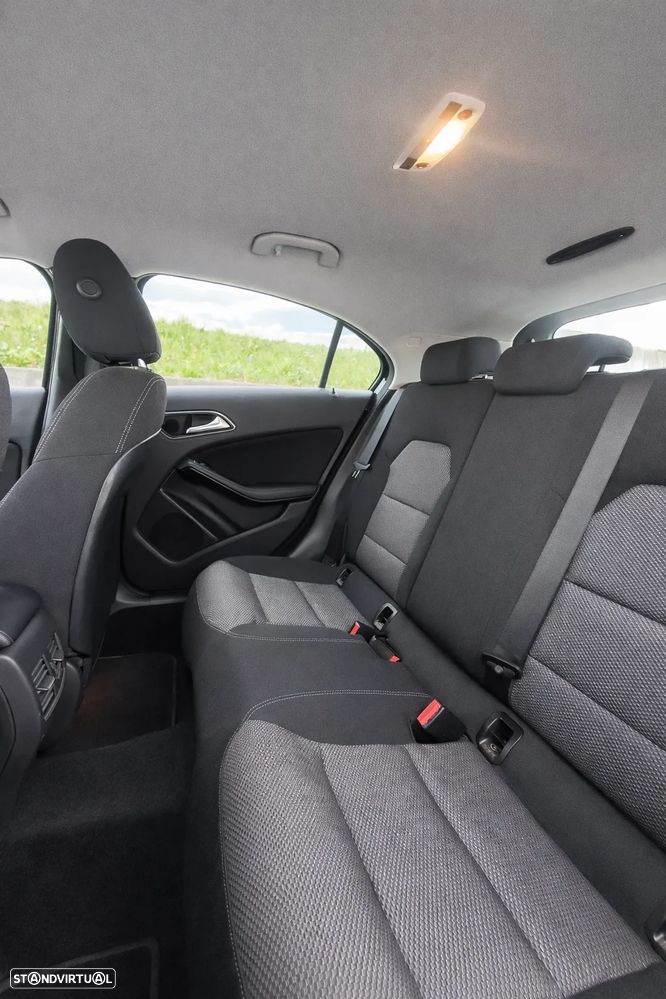 Mercedes-Benz A 180 - 5