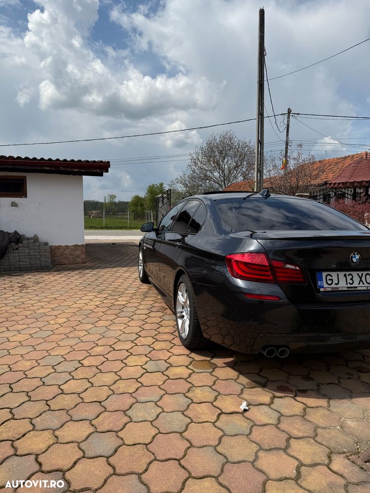BMW Seria 5 520d xDrive - 8