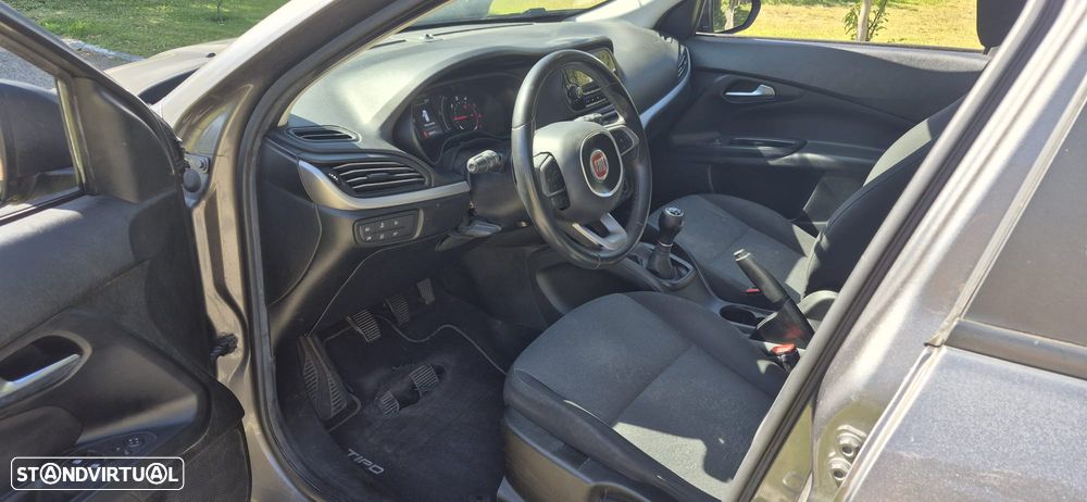 Fiat Tipo 1.3 M-Jet Easy - 9