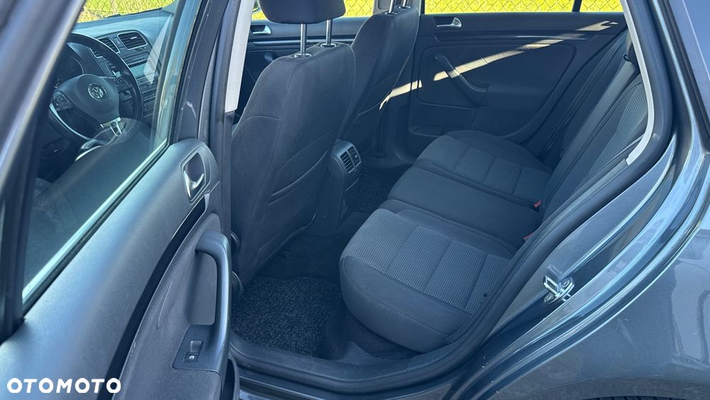 Volkswagen Golf 1.6 TDI BMT Comfortline - 9