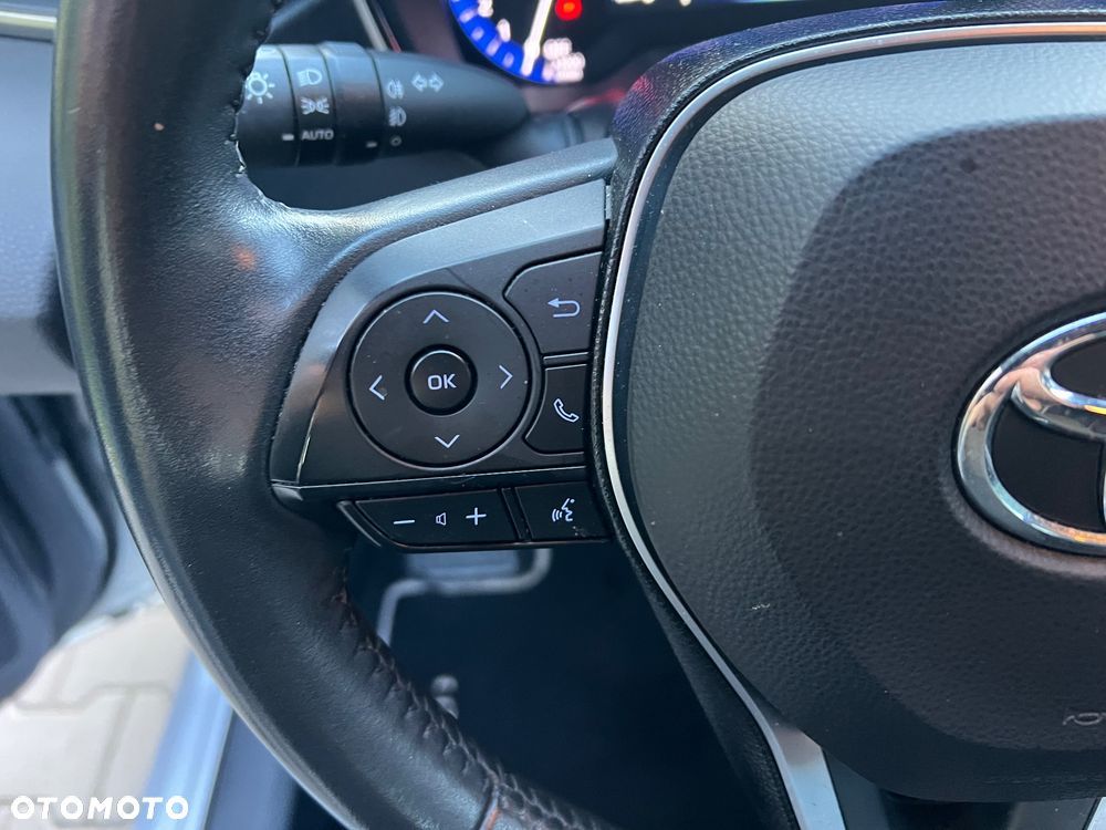 Toyota Corolla - 17