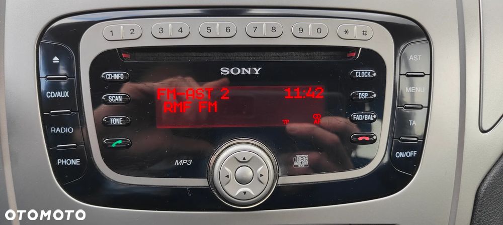 Ford Mondeo 2.0 TDCi Titanium - 13