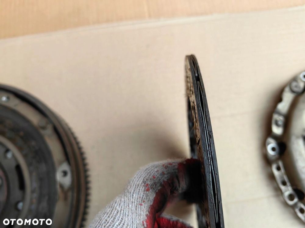 Sprzęgło BMW M43 1.6 1.8 1.9 benzyna 228mm dwumas tarcza docisk 7508409 - 5