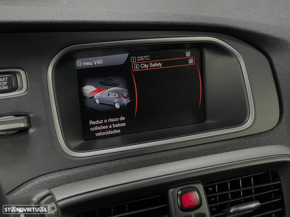 Volvo V40 1.6 D2 Eco Momentum - 18