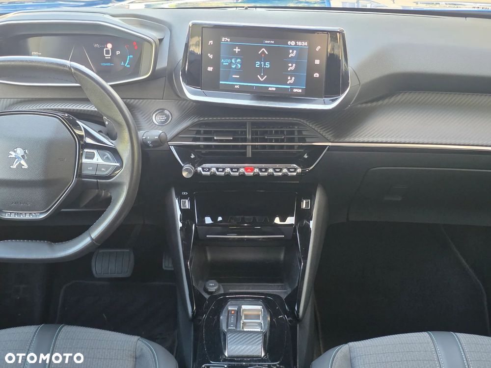 Peugeot 2008 1.2 PureTech Allure S&S EAT8 - 31