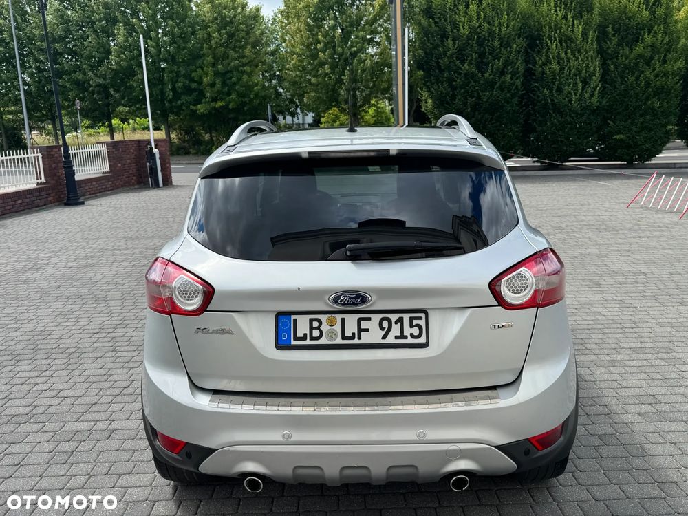 Ford Kuga 2.0 TDCi 4x4 Titanium - 35