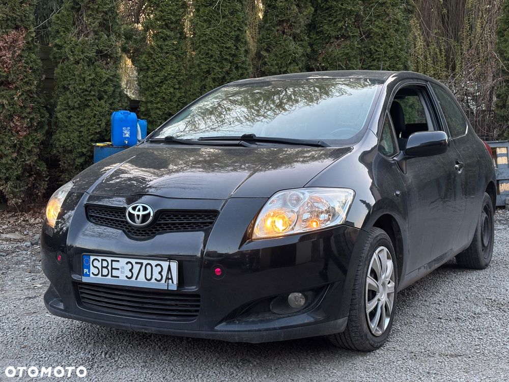 Toyota Auris 1.6 VVT-i Premium - 1