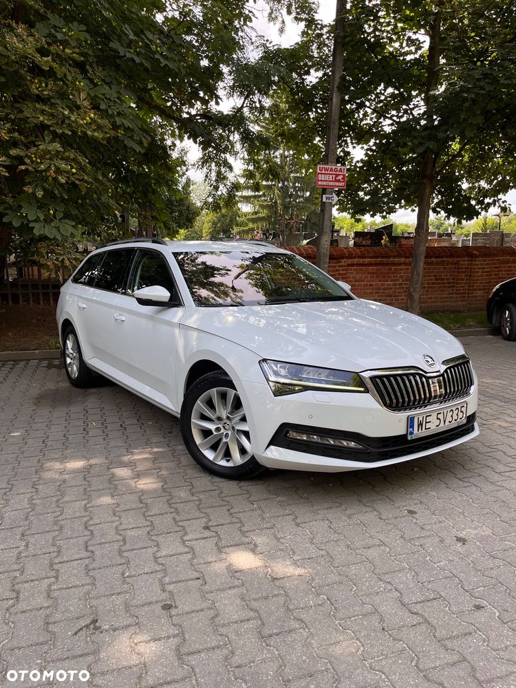 Skoda Superb 2.0 TDI SCR Ambition DSG - 2