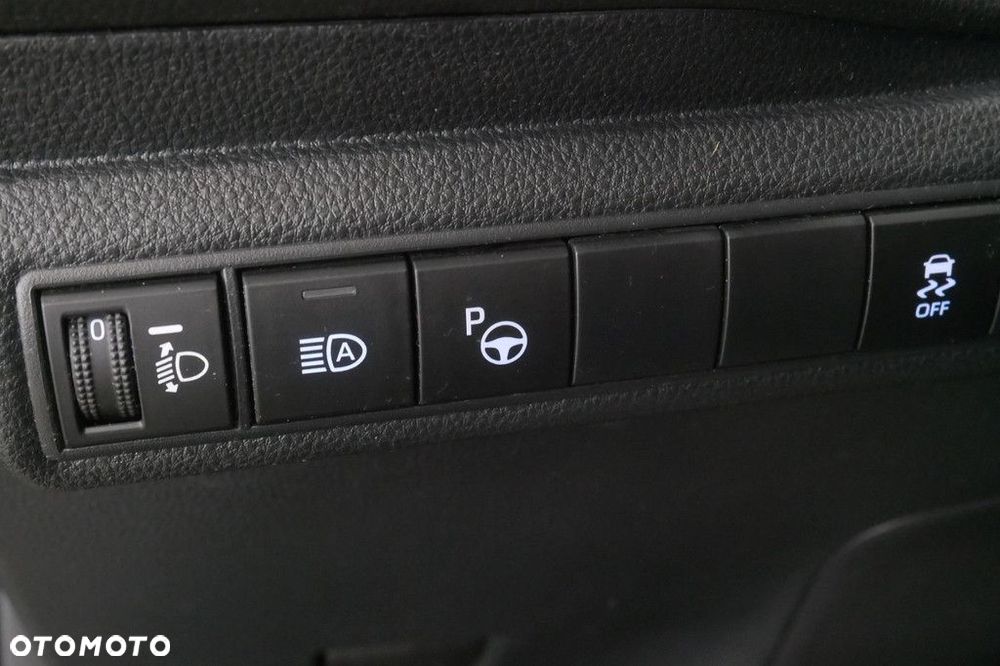 Toyota Corolla 1.8 Hybrid Comfort - 19