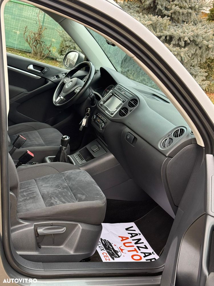 Volkswagen Tiguan 2.0 TDI DPF BlueMotion Technology Sport & Style - 6