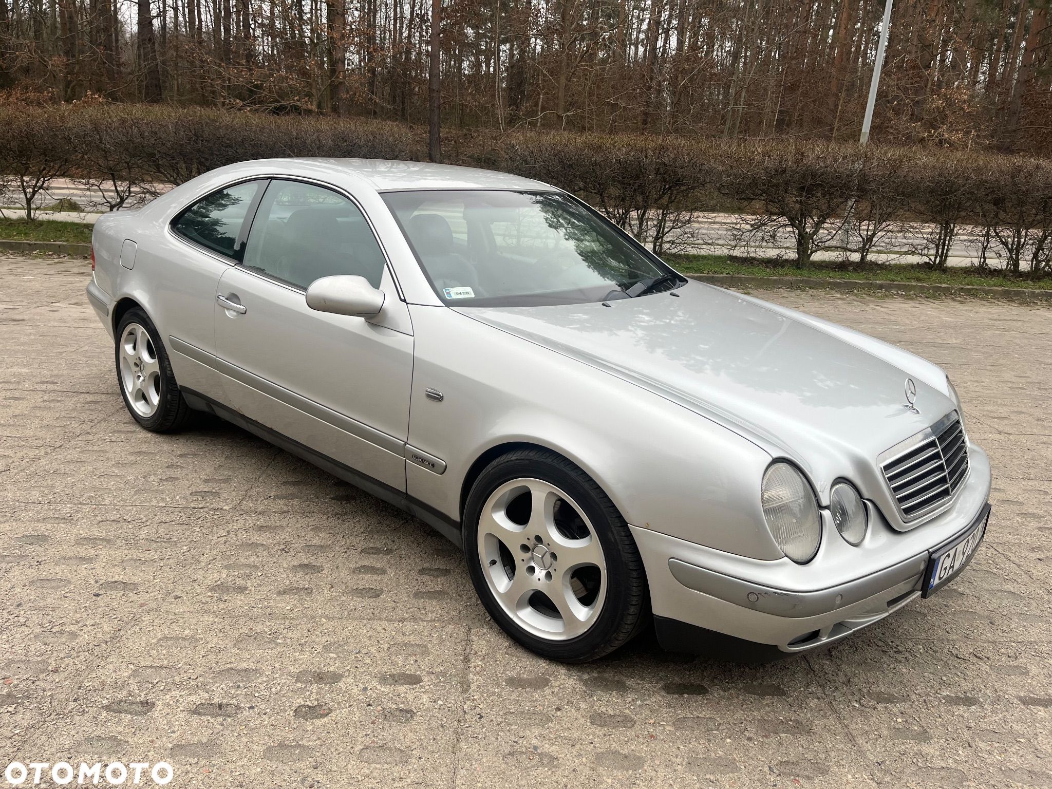 Mercedes-Benz CLK 320 - 1