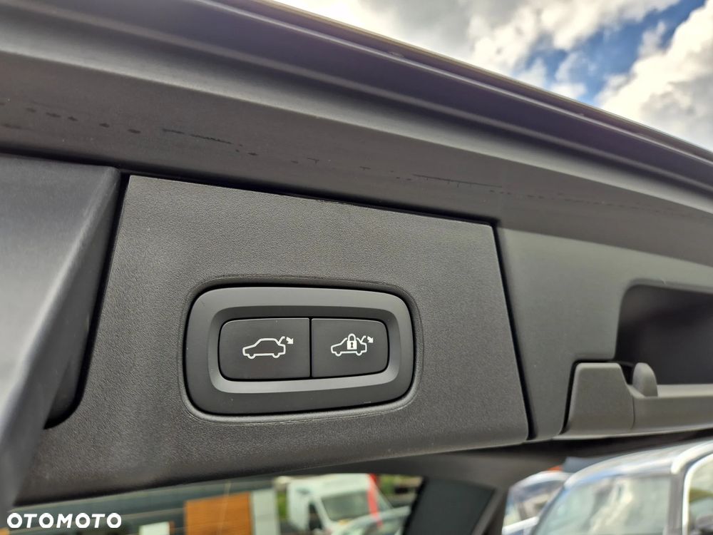 Volvo V90 T6 Recharge AWD Geartronic Inscription Expression - 28