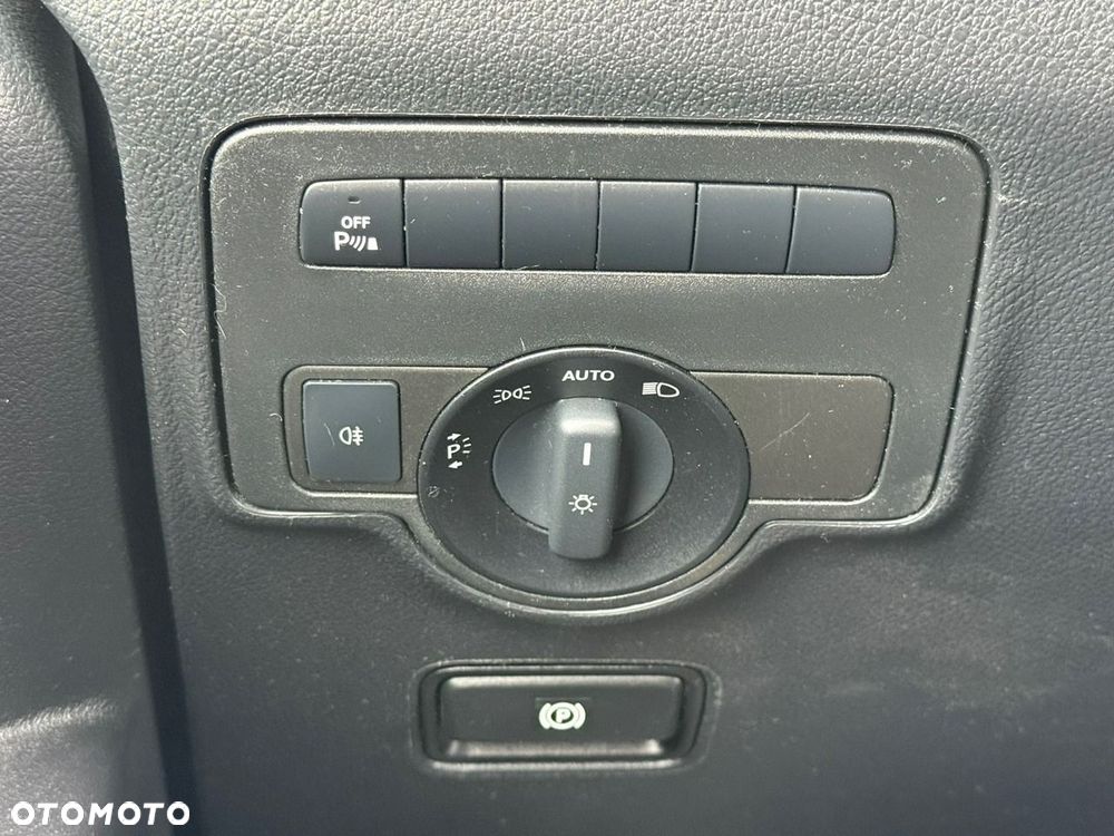 Mercedes-Benz Vito - 19