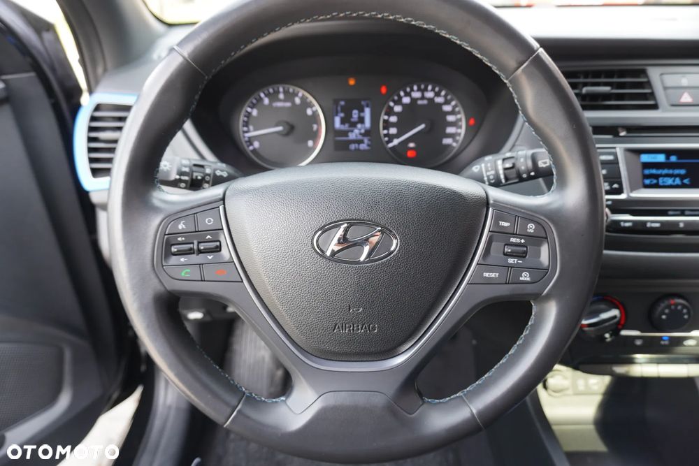 Hyundai i20 1.2 YES Gold - 18