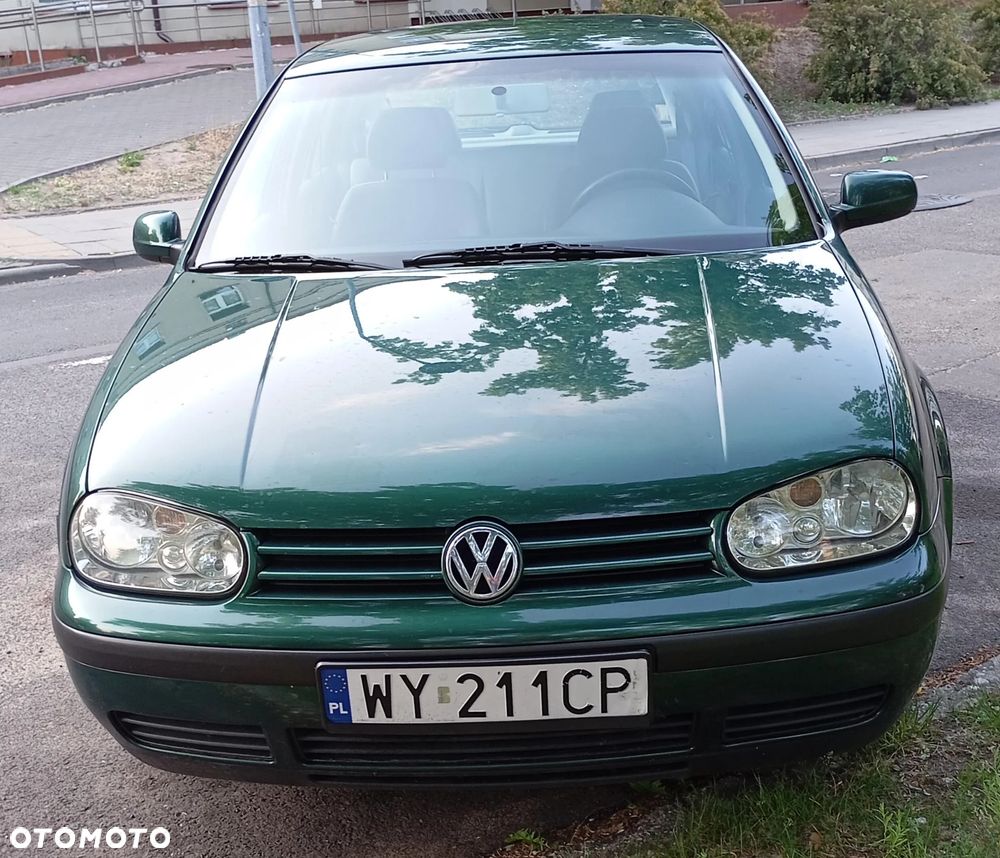 Volkswagen Golf - 5