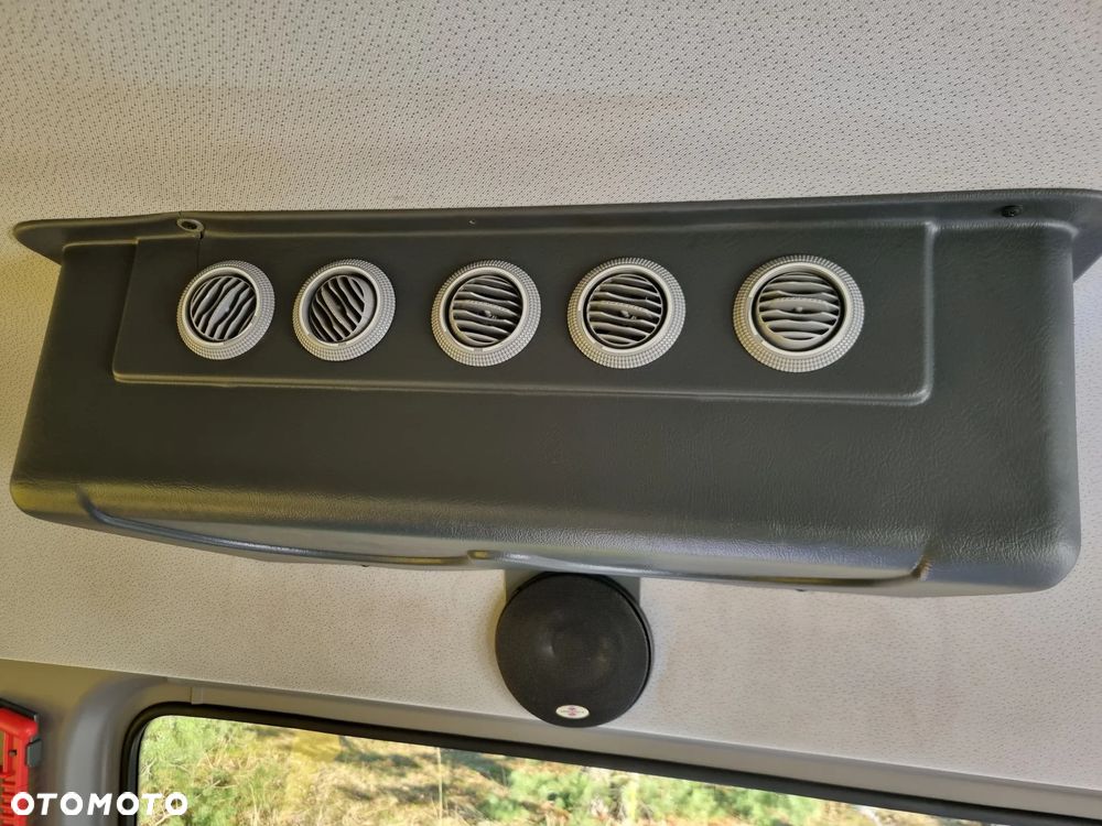 Volkswagen Crafter - 22