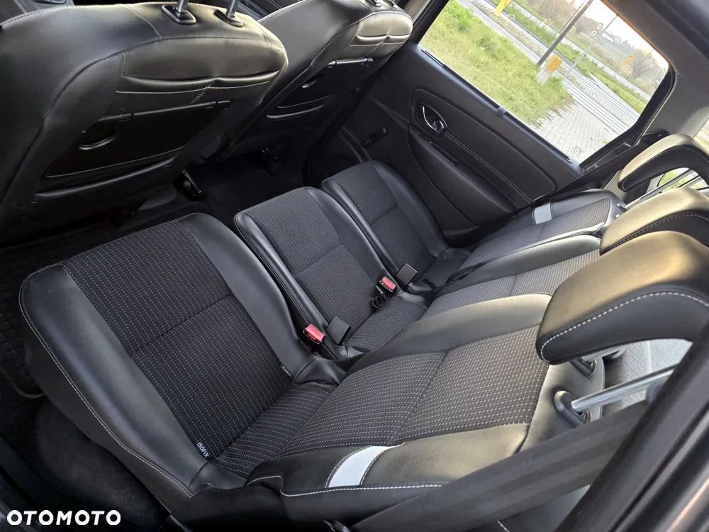 Renault Scenic 1.5 dCi Avantage - 23