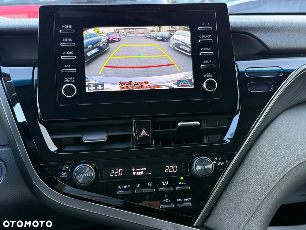 Toyota Camry 2.5 Hybrid Comfort CVT - 4
