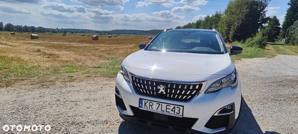 Peugeot 3008 1.2 PureTech Allure S&S - 9