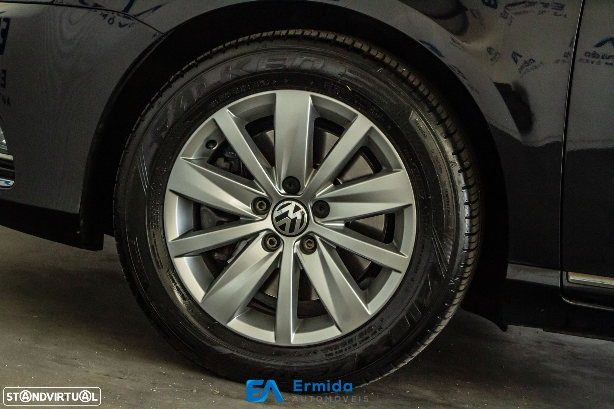 VW Passat 1.6 TDI BlueMotion - 18