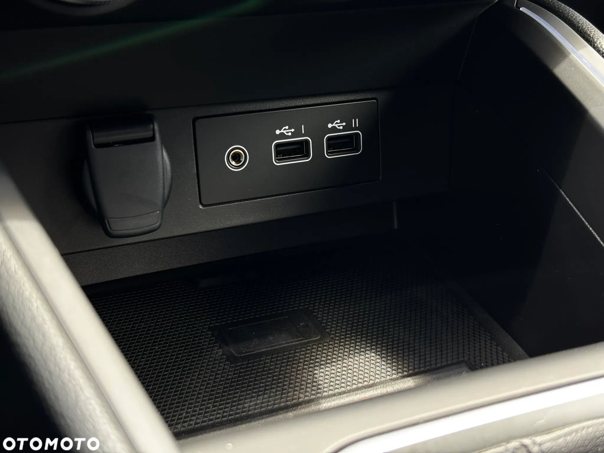Renault Clio - 19