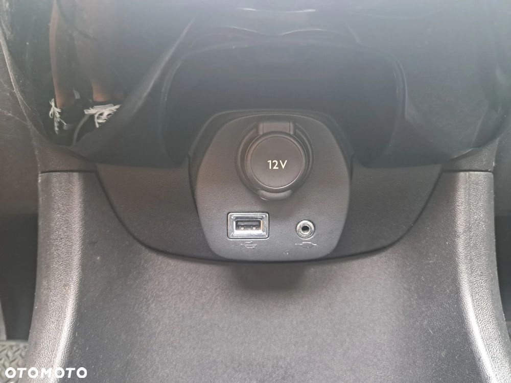 Peugeot 108 PureTech 82 Top Allure - 12