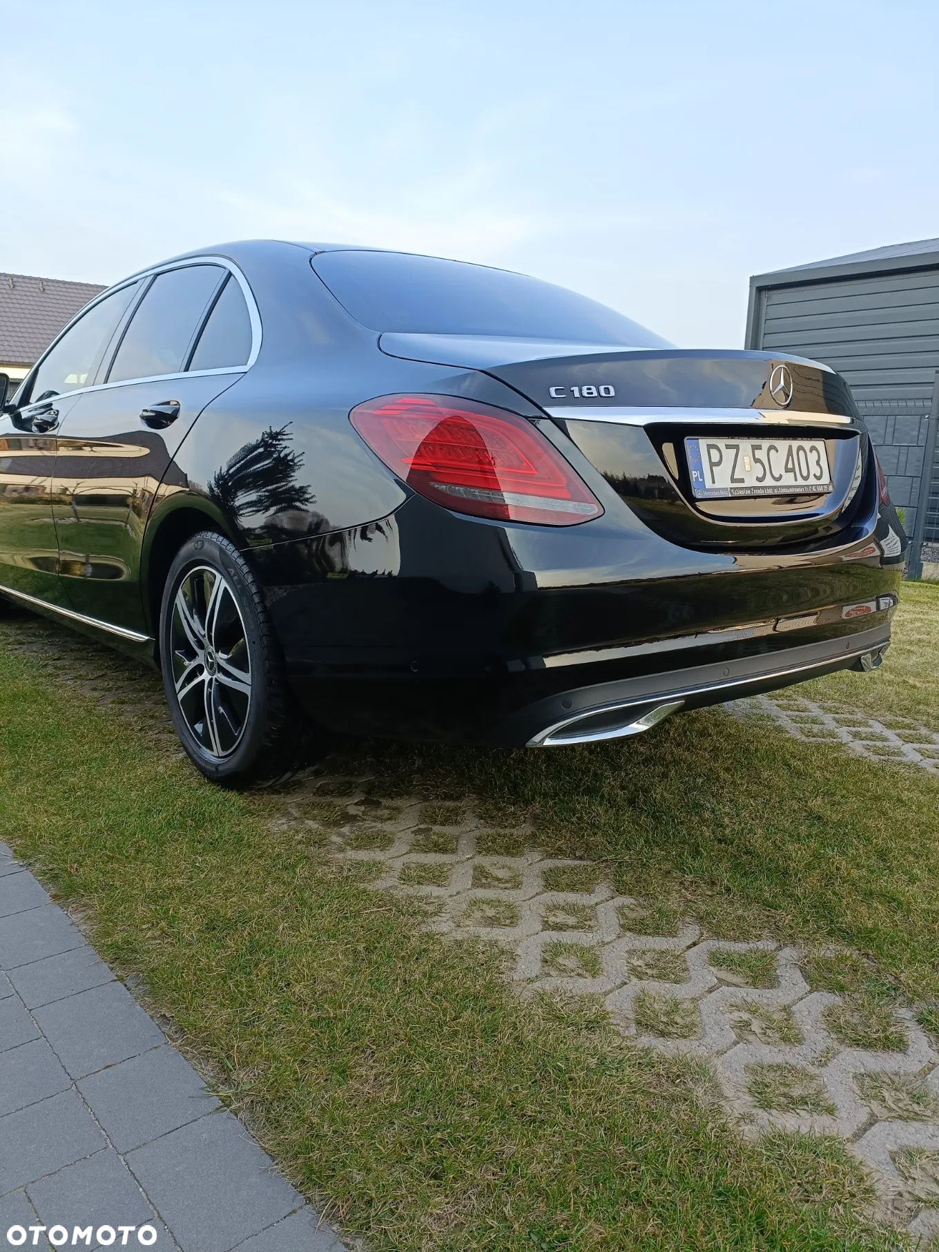 Mercedes-Benz Klasa C 180 9G-TRONIC - 4