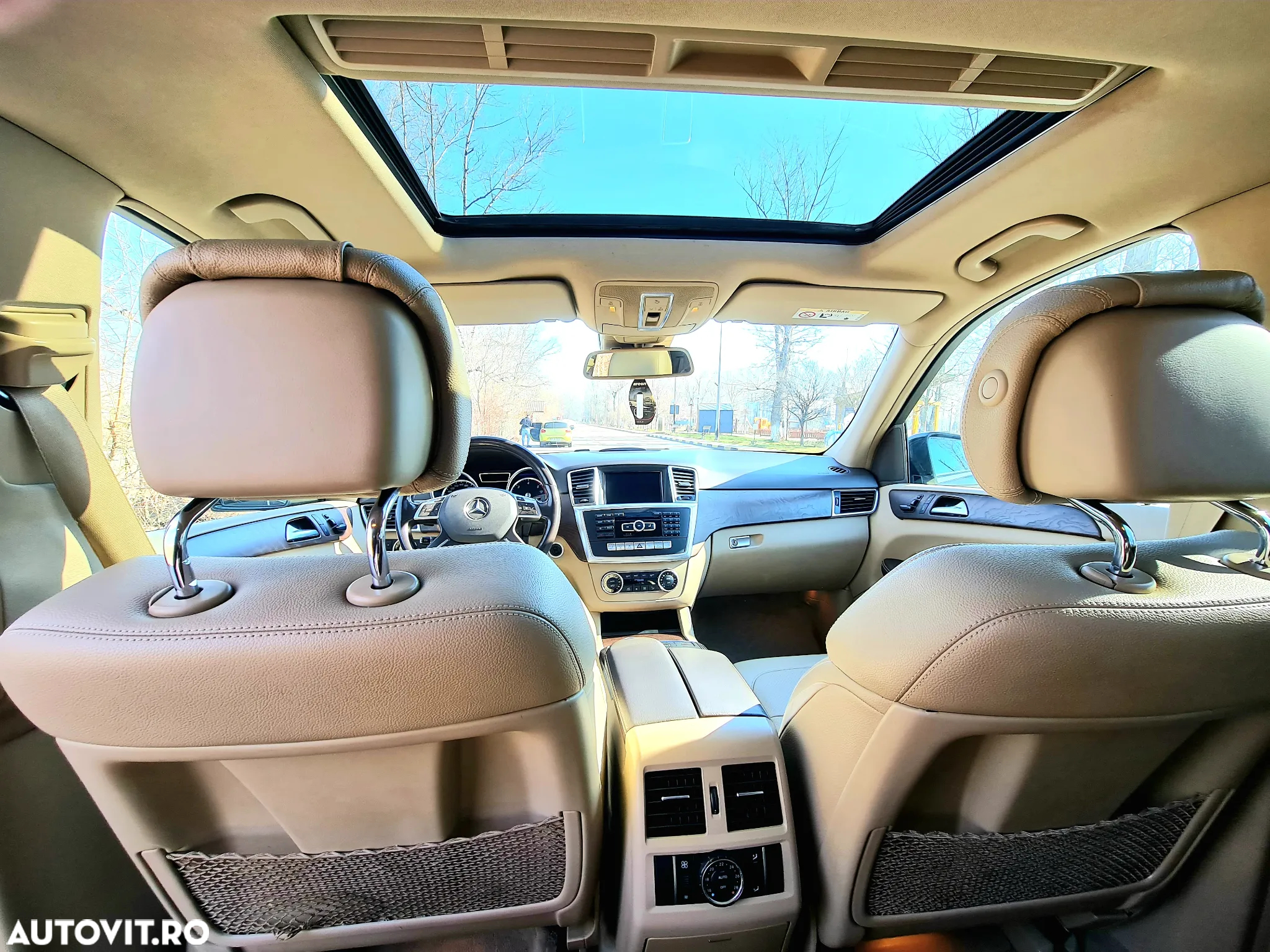 Mercedes-Benz ML 350 BlueTec 4MATIC Aut - 11