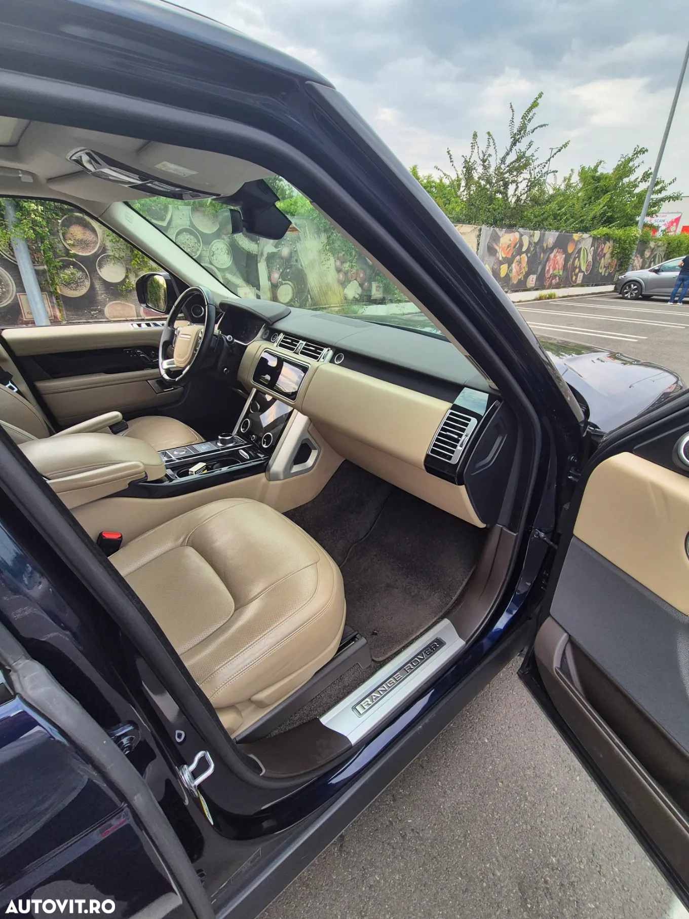 Land Rover Range Rover - 12