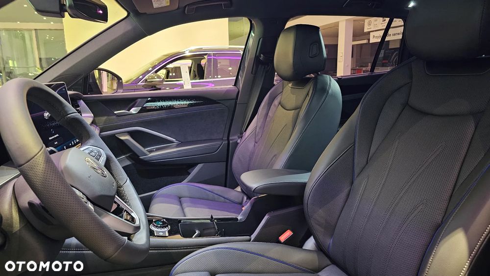 Volkswagen Tayron 2.0 TSI R-Line DSG - 12