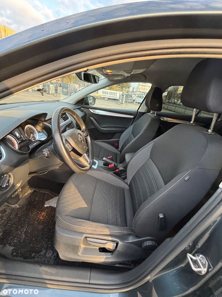 Skoda Octavia 2.0 TDI Drive DSG - 23